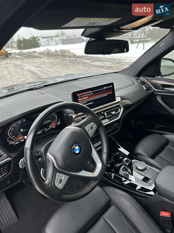 Внедорожник / Кроссовер BMW X3 2021 в Ромнах