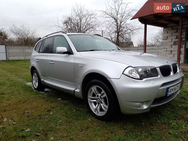 Внедорожник / Кроссовер BMW X3 2004 в Макарове