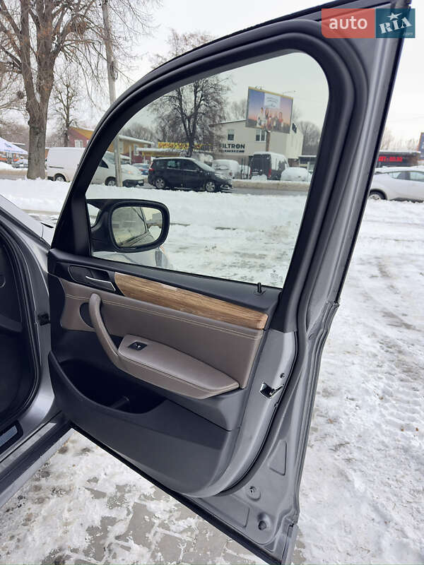 Внедорожник / Кроссовер BMW X3 2013 в Хмельницком