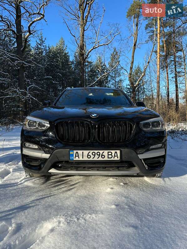 Внедорожник / Кроссовер BMW X3 2019 в Киеве
