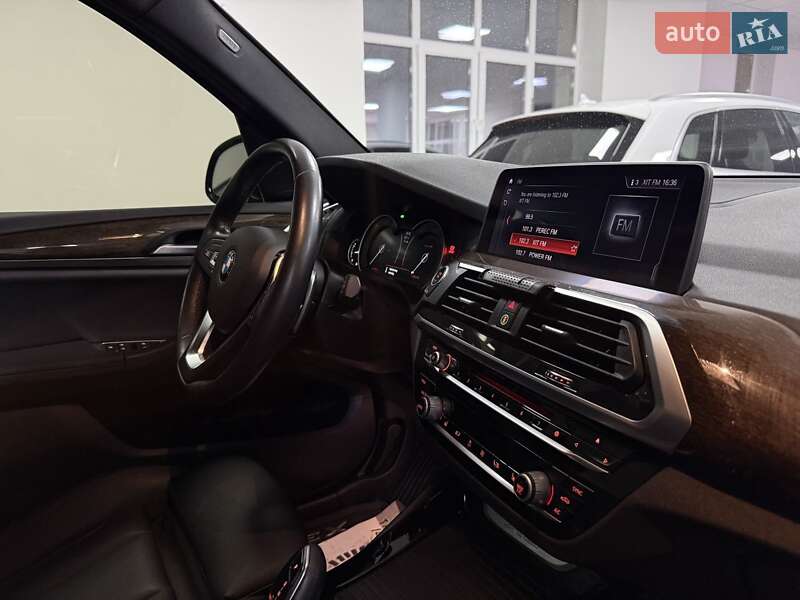 Внедорожник / Кроссовер BMW X3 2018 в Полтаве