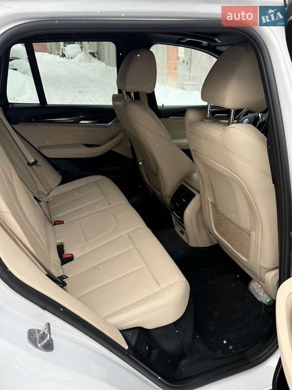 Внедорожник / Кроссовер BMW X3 2020 в Львове