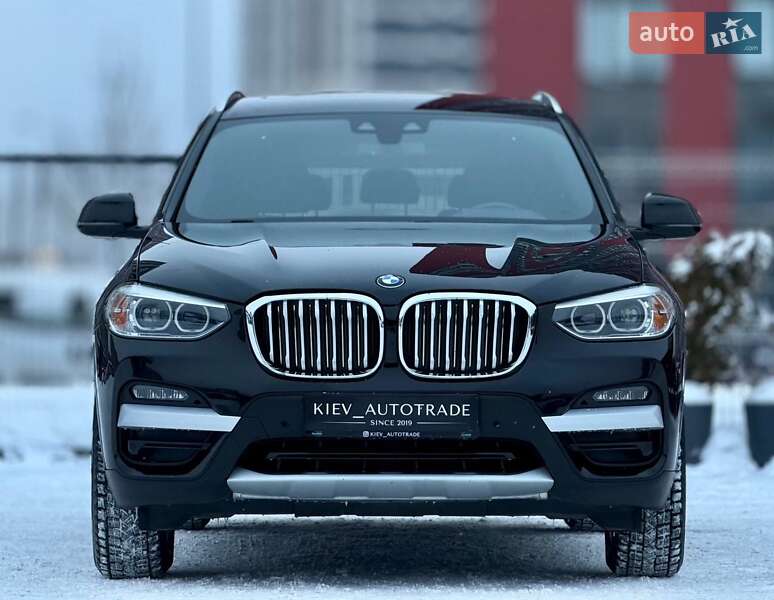 Внедорожник / Кроссовер BMW X3 2019 в Киеве
