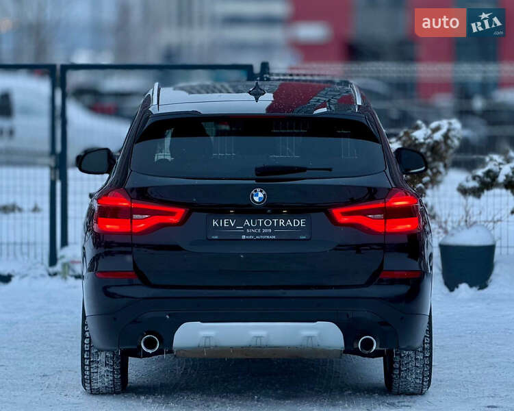 Внедорожник / Кроссовер BMW X3 2019 в Киеве