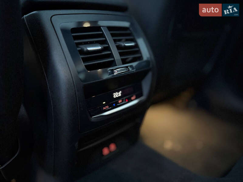 Внедорожник / Кроссовер BMW X3 2019 в Киеве