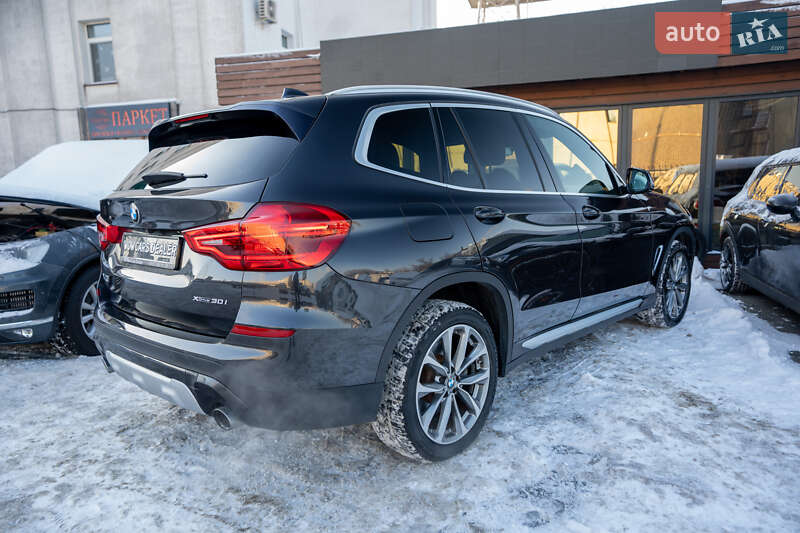 Внедорожник / Кроссовер BMW X3 2019 в Киеве