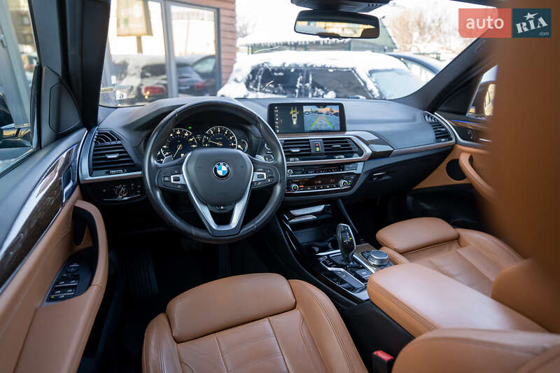 Внедорожник / Кроссовер BMW X3 2019 в Киеве