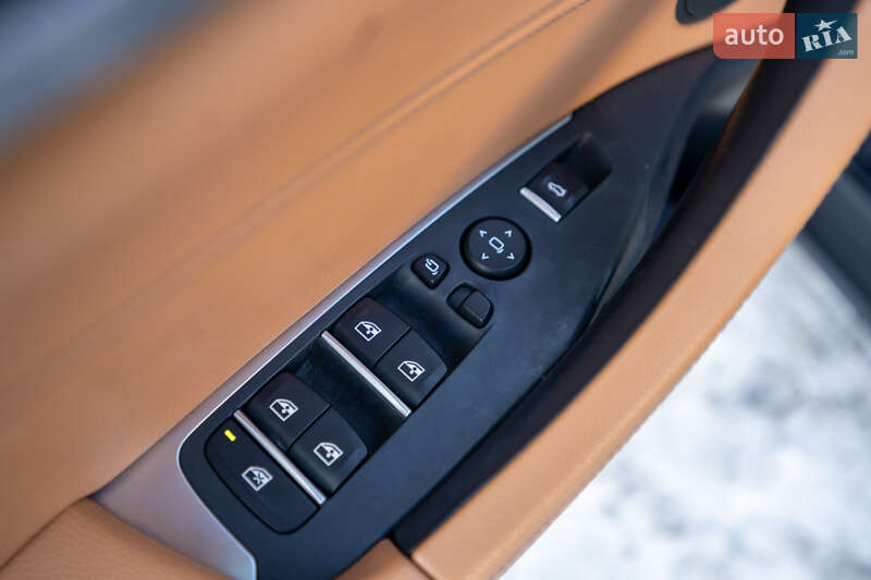 Внедорожник / Кроссовер BMW X3 2019 в Киеве