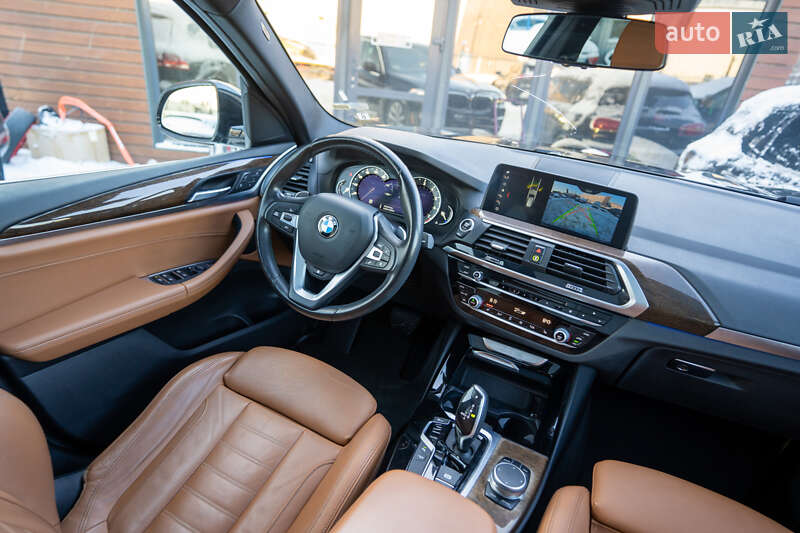 Внедорожник / Кроссовер BMW X3 2019 в Киеве