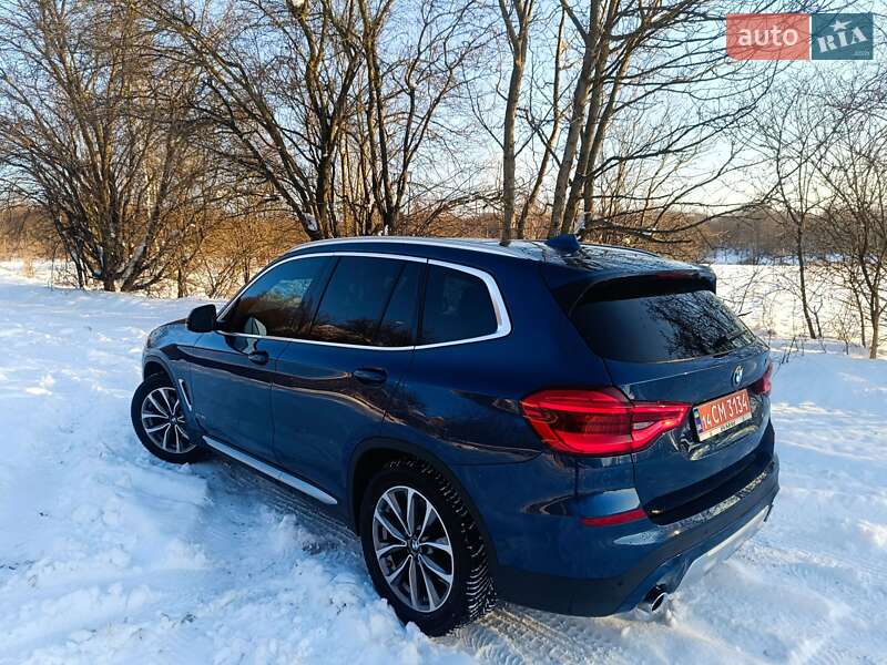 Внедорожник / Кроссовер BMW X3 2018 в Львове