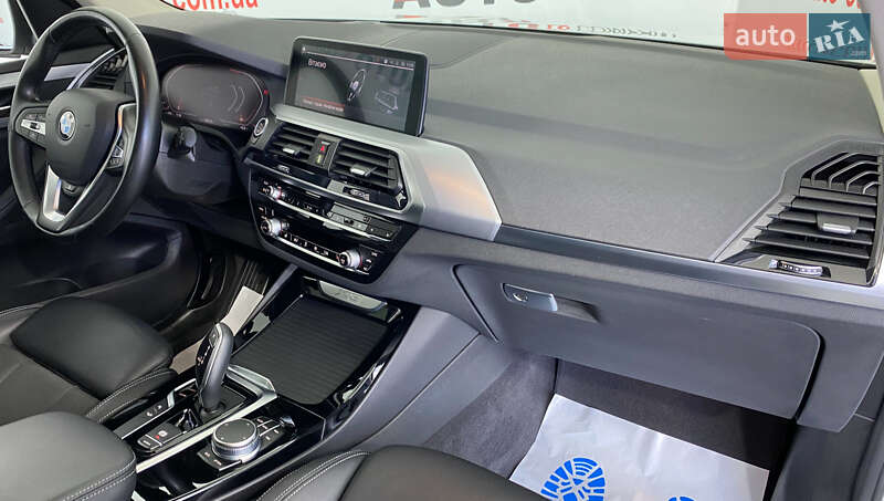 Внедорожник / Кроссовер BMW X3 2021 в Львове