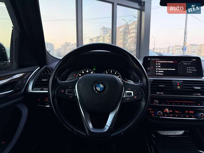 Внедорожник / Кроссовер BMW X3 2018 в Киеве