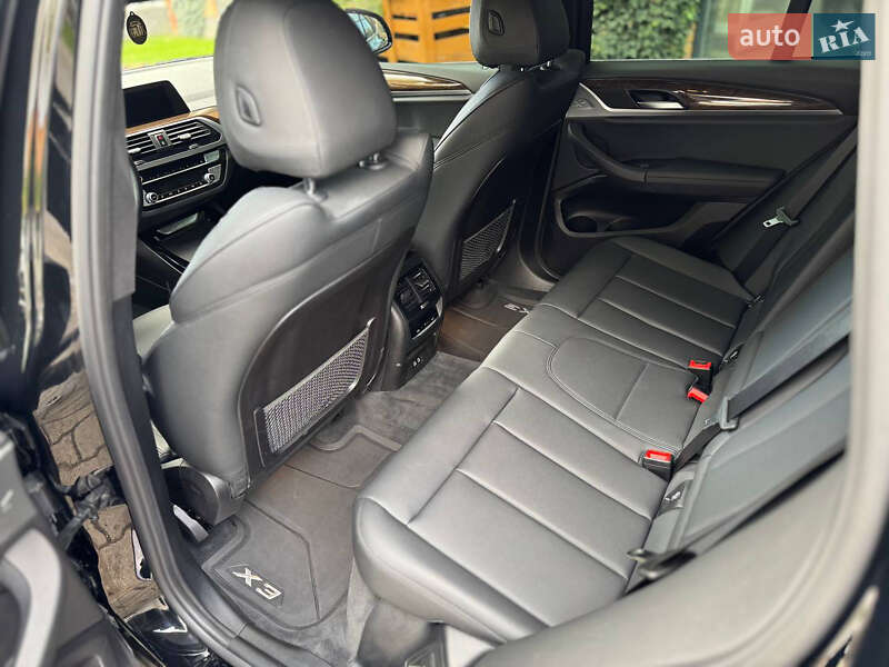 Внедорожник / Кроссовер BMW X3 2021 в Черновцах