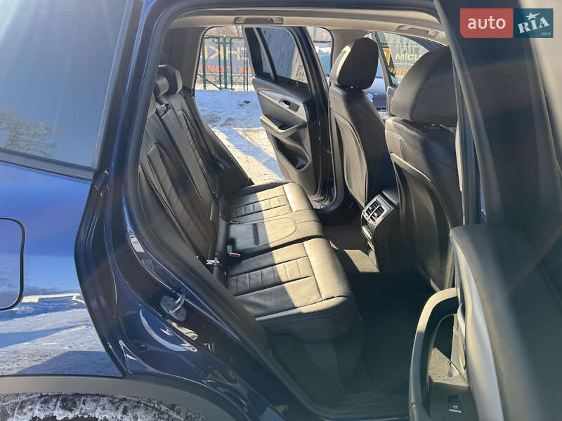 Внедорожник / Кроссовер BMW X3 2017 в Полтаве