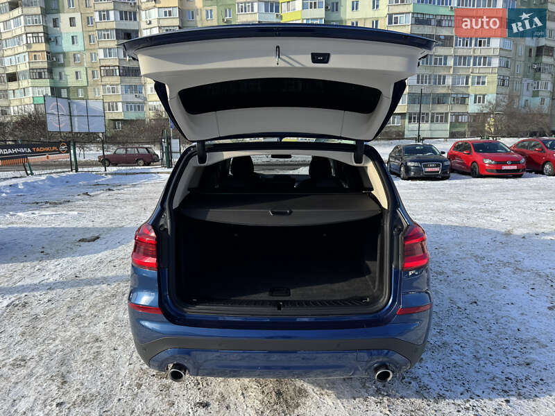 Внедорожник / Кроссовер BMW X3 2017 в Полтаве