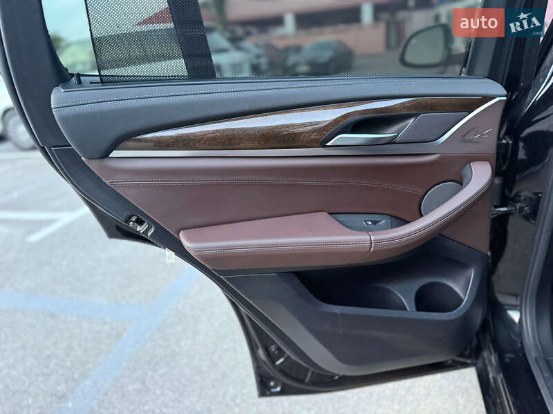 Внедорожник / Кроссовер BMW X3 2018 в Киеве фото 20 Внедорожник / Кроссовер BMW X3 2018 в Киеве