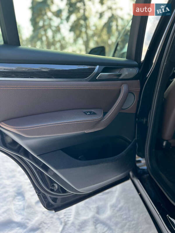 Внедорожник / Кроссовер BMW X3 2016 в Киеве