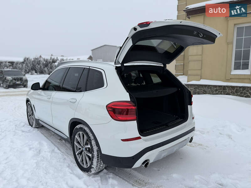 Позашляховик / Кросовер BMW X3 2019 в Кременці