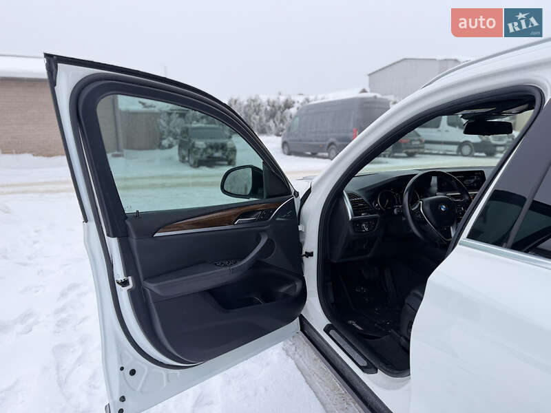 Позашляховик / Кросовер BMW X3 2019 в Кременці