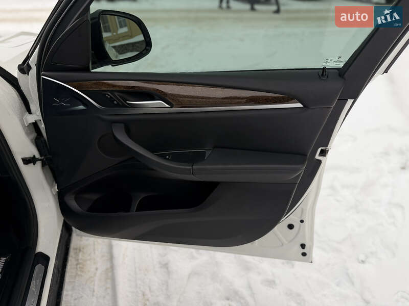 Позашляховик / Кросовер BMW X3 2019 в Кременці