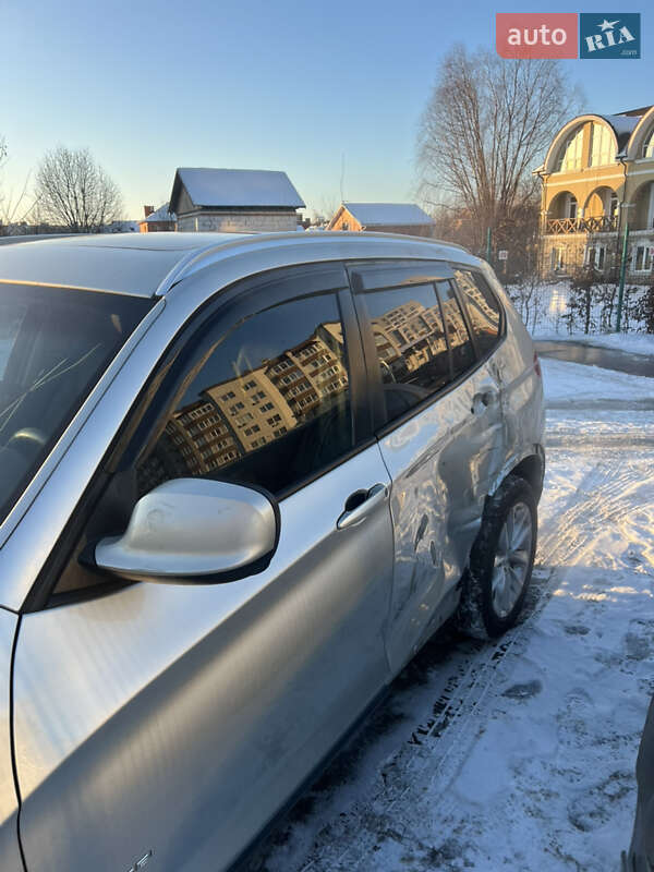 Внедорожник / Кроссовер BMW X3 2013 в Киеве