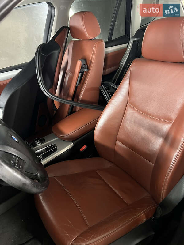 Внедорожник / Кроссовер BMW X3 2013 в Киеве