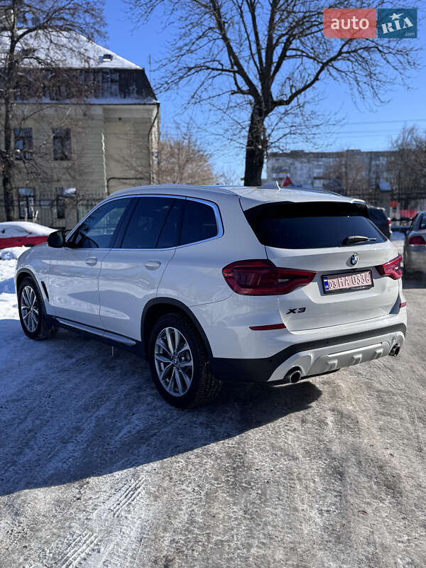 Внедорожник / Кроссовер BMW X3 2018 в Киеве