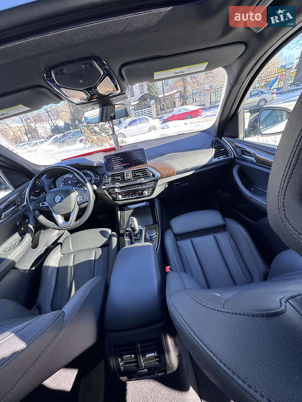Внедорожник / Кроссовер BMW X3 2018 в Киеве