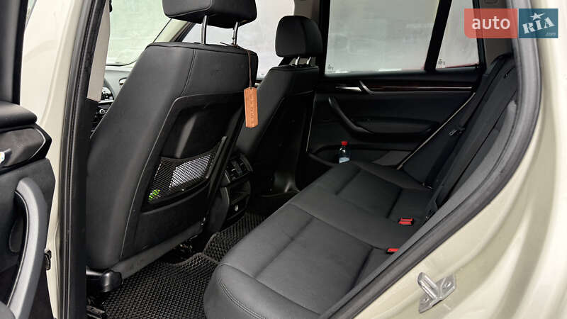 Внедорожник / Кроссовер BMW X3 2014 в Киеве