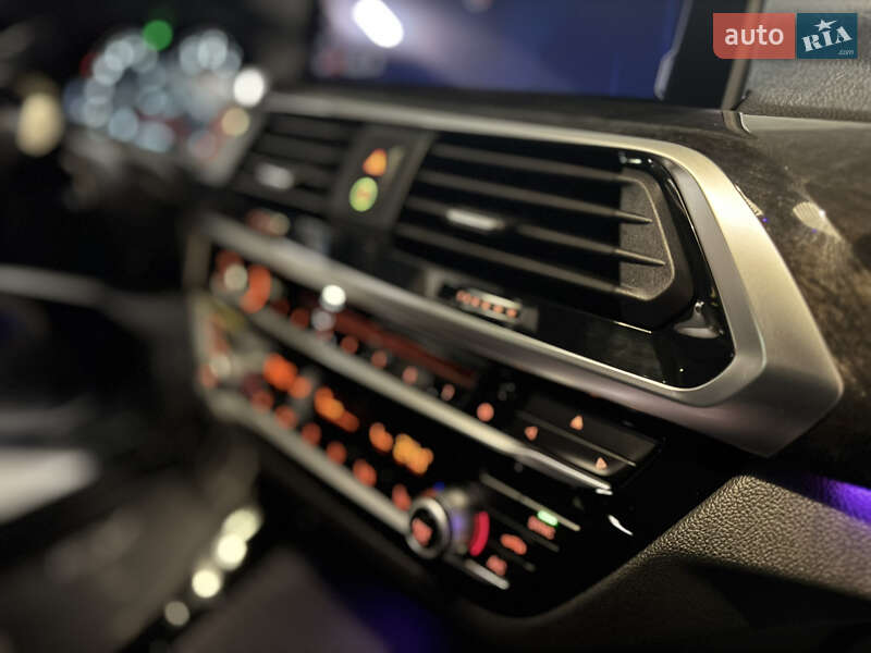 Внедорожник / Кроссовер BMW X3 2019 в Одессе