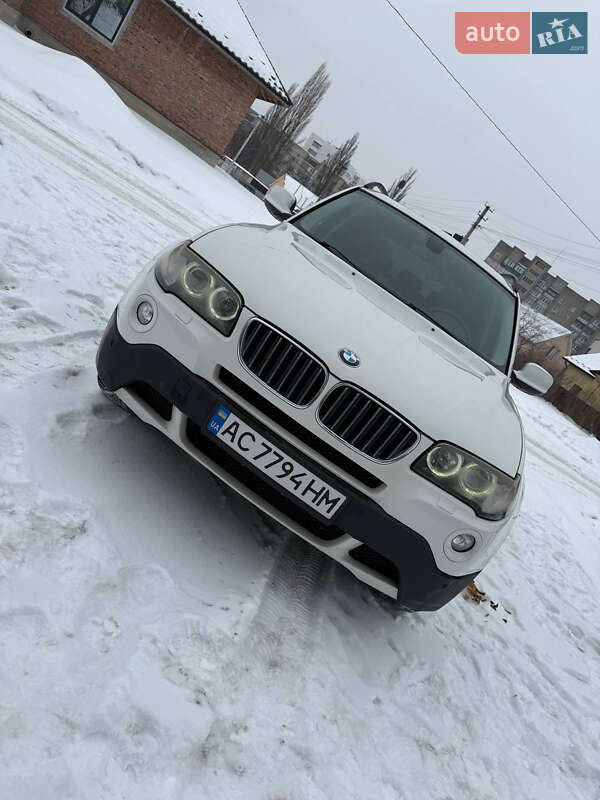 Внедорожник / Кроссовер BMW X3 2010 в Луцке