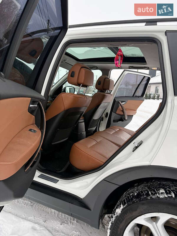 Внедорожник / Кроссовер BMW X3 2010 в Луцке