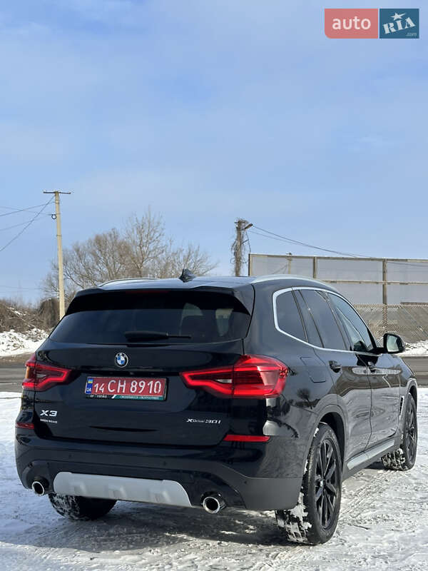 Внедорожник / Кроссовер BMW X3 2018 в Надворной