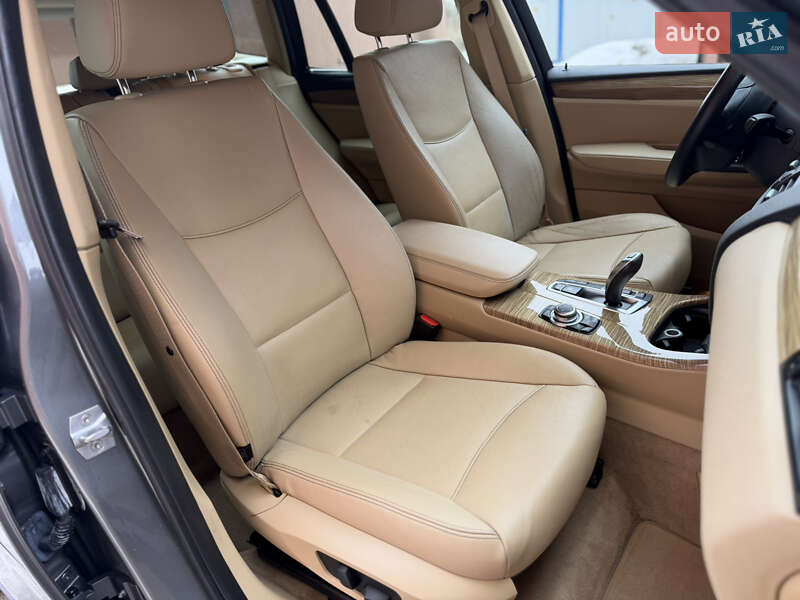 Внедорожник / Кроссовер BMW X3 2013 в Ровно