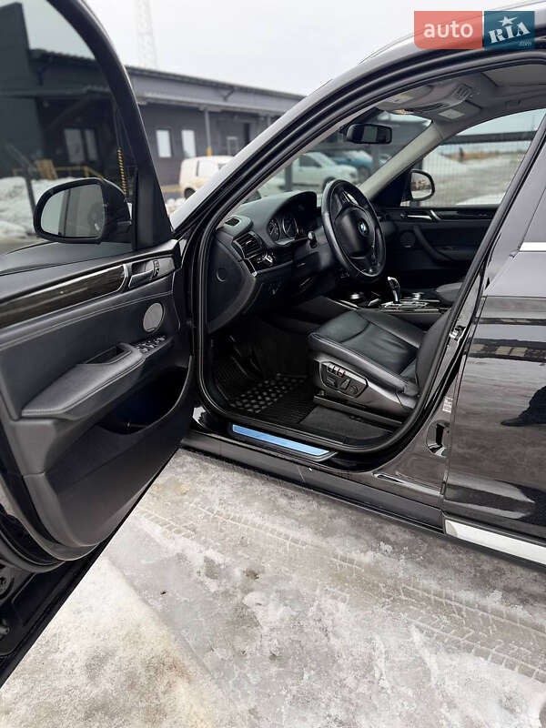 Внедорожник / Кроссовер BMW X3 2017 в Золочеве