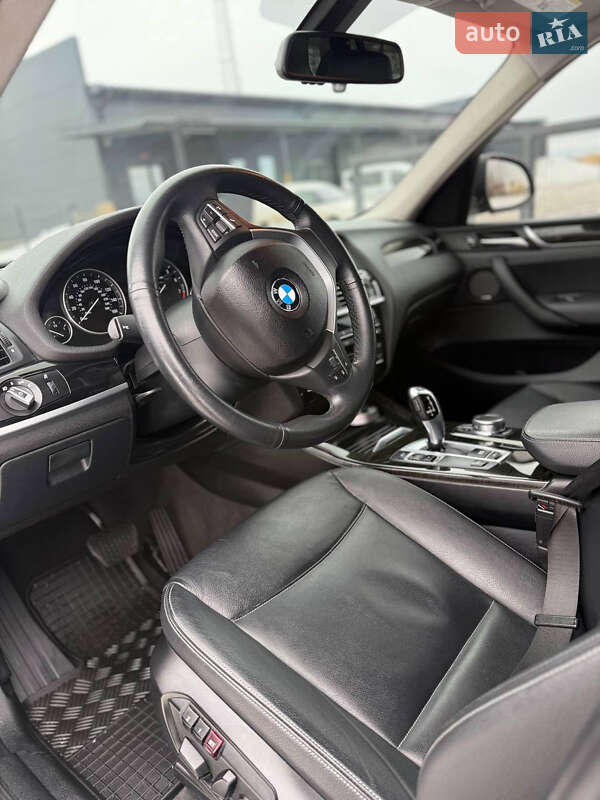 Внедорожник / Кроссовер BMW X3 2017 в Золочеве