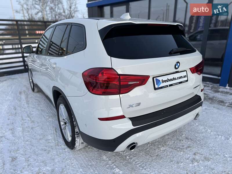 Внедорожник / Кроссовер BMW X3 2021 в Ровно