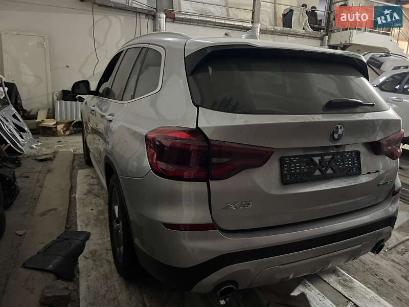 Внедорожник / Кроссовер BMW X3 2021 в Львове