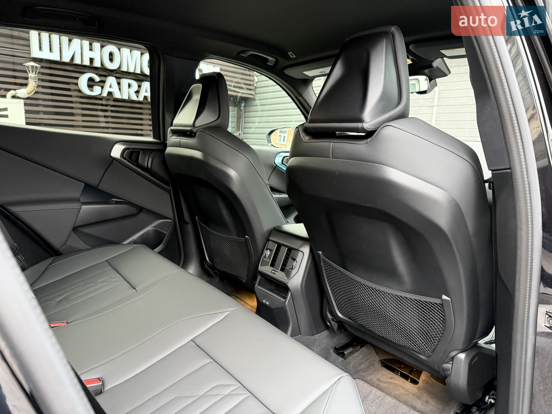 2025 BMW X3 - мініатюра 27