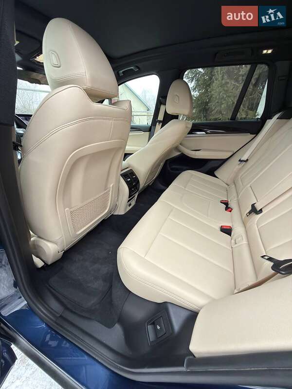 Внедорожник / Кроссовер BMW X3 2020 в Черновцах