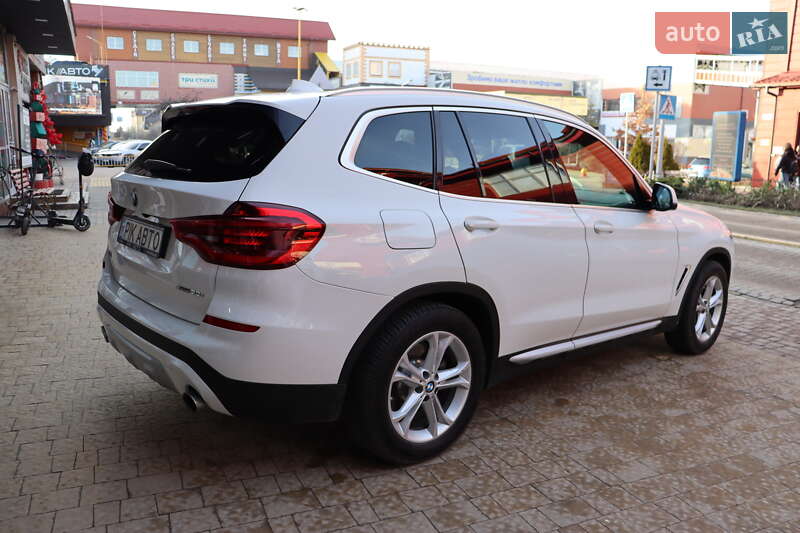 Внедорожник / Кроссовер BMW X3 2019 в Львове