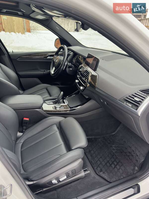 Позашляховик / Кросовер BMW X3 2019 в Сумах фото 10 Позашляховик / Кросовер BMW X3 2019 в Сумах