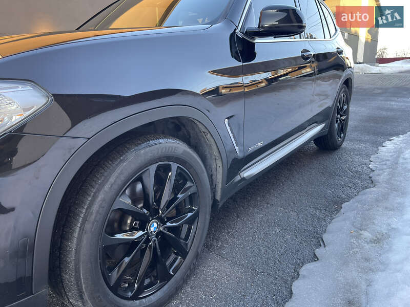 Внедорожник / Кроссовер BMW X3 2018 в Тернополе