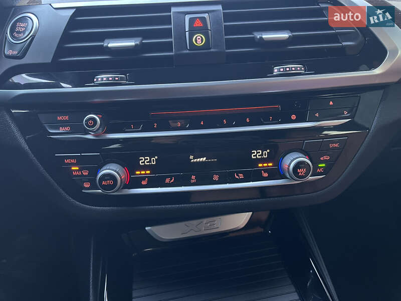 Внедорожник / Кроссовер BMW X3 2018 в Тернополе