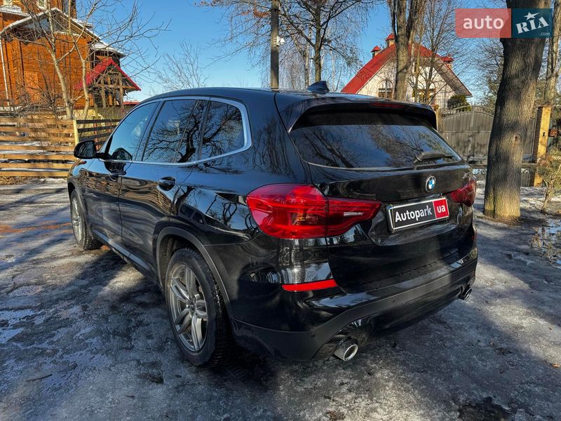 Внедорожник / Кроссовер BMW X3 2018 в Киеве