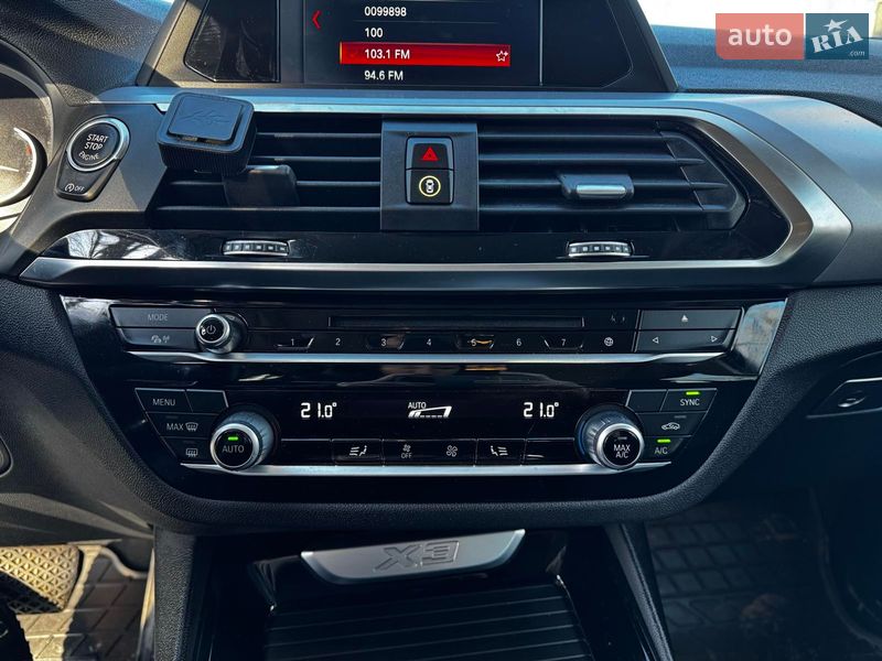 Внедорожник / Кроссовер BMW X3 2018 в Киеве