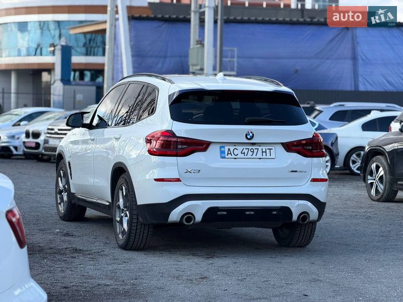 Внедорожник / Кроссовер BMW X3 2021 в Львове