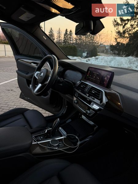 Внедорожник / Кроссовер BMW X3 2019 в Луцке