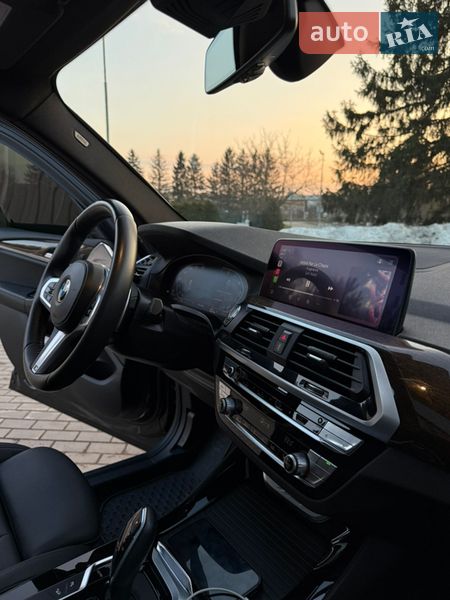 Внедорожник / Кроссовер BMW X3 2019 в Луцке
