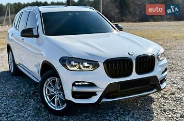 Позашляховик / Кросовер BMW X3 2020 в Новояворівську